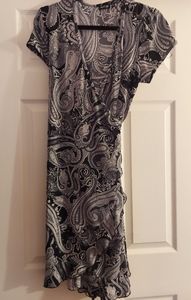 Apt 9. XL wrap around dress